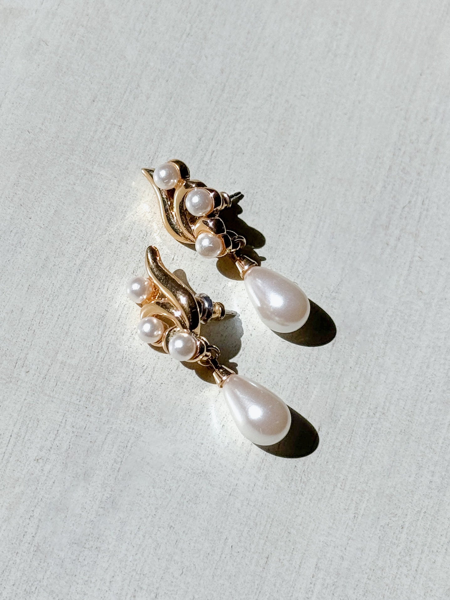 White Pearl Teardrop Earrings