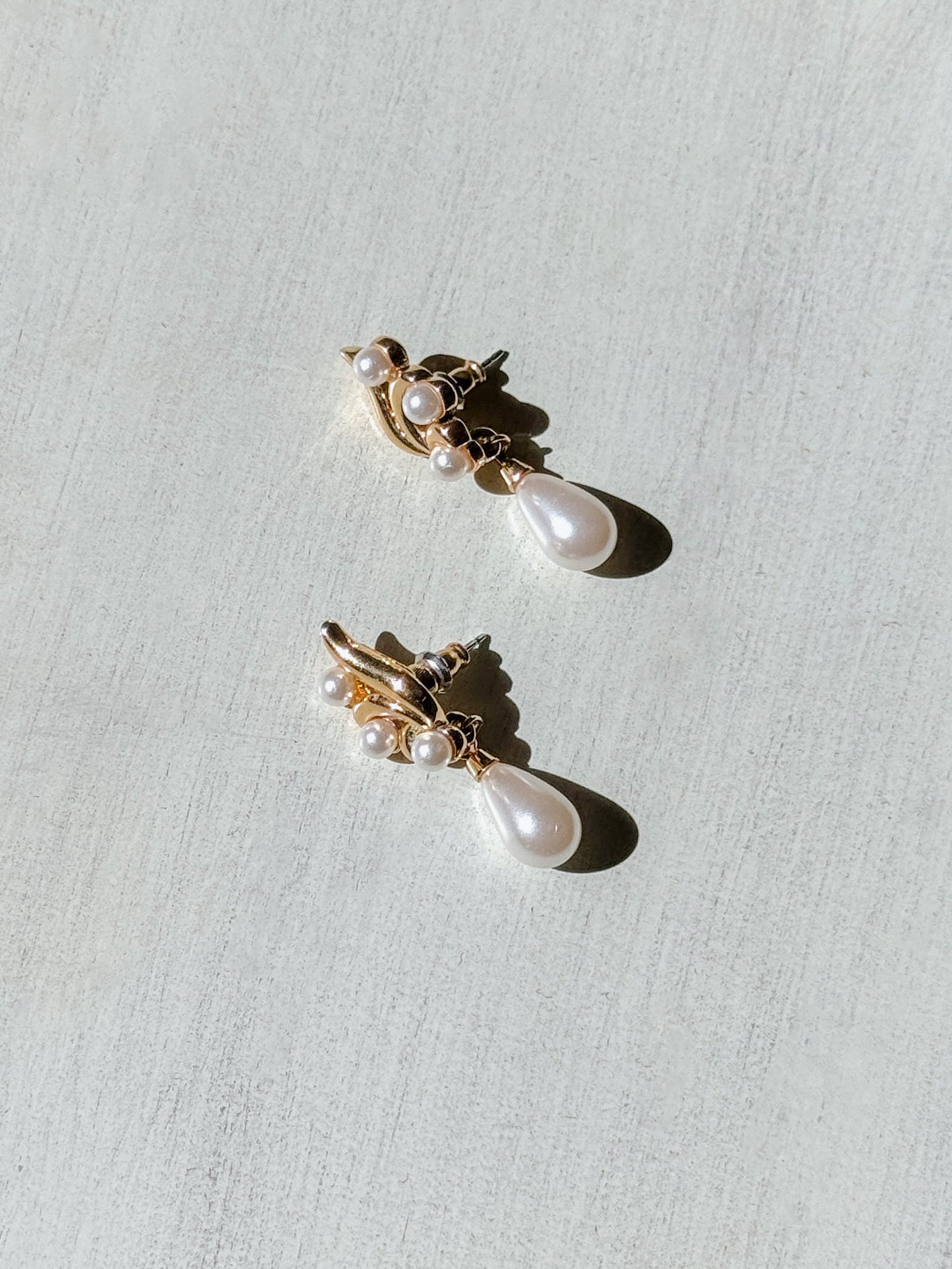 White Pearl Teardrop Earrings