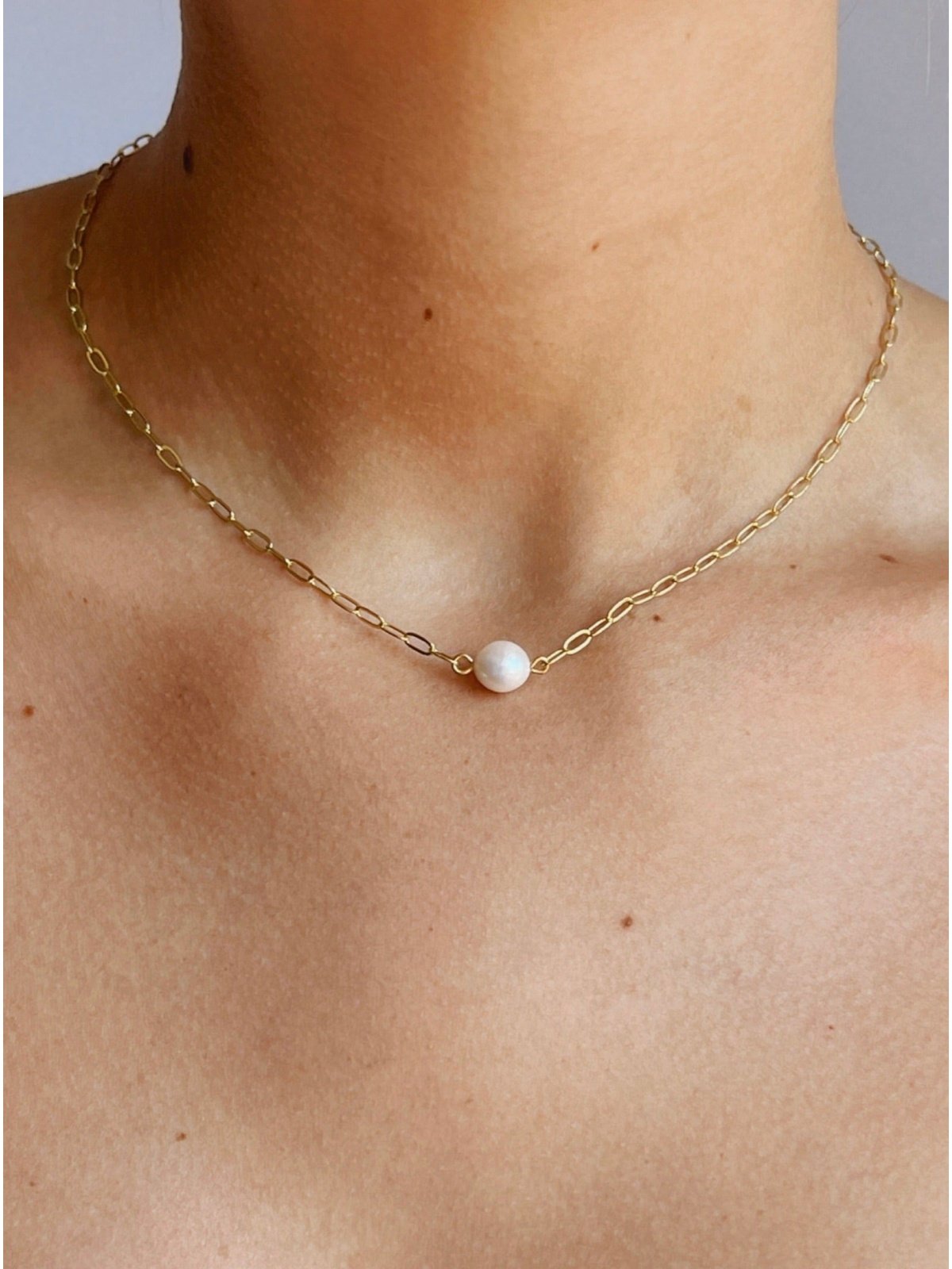 Emery Pearl Necklace